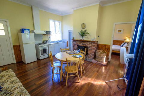 Lewana Cottages - Holiday Cairns 7