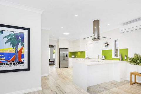 Fairlight Tweed Coast Holidays  - Holiday Cairns 7