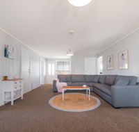 Bridport Holiday House - Holiday Cairns
