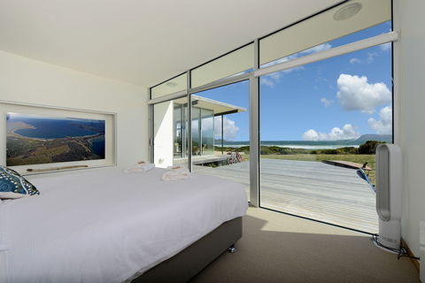 Cloudy Bay Beach House - Holiday Cairns 6
