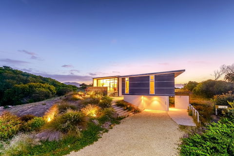 Cloudy Bay Beach House - Holiday Cairns 2