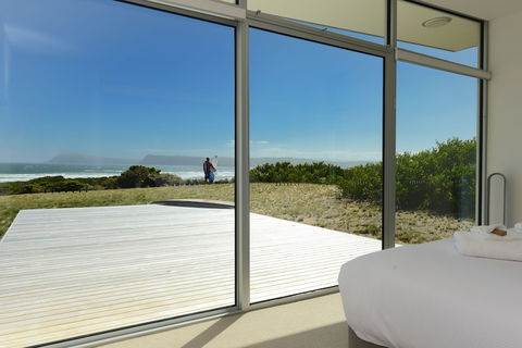 Cloudy Bay Beach House - Holiday Cairns 3