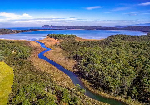 Saintys Creek Cottage - Holiday Cairns 3