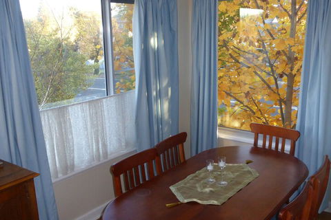 A Colourcity Apartments - Holiday Cairns 7