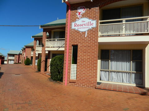 The Roseville Apartments - Holiday Cairns 0