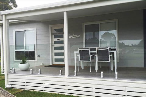 Merimbula Lake Holiday Park - Holiday Cairns 4