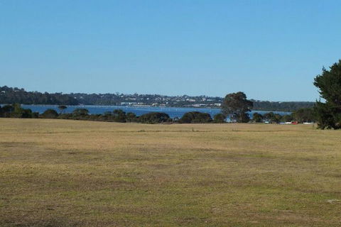 Merimbula Lake Holiday Park - Holiday Cairns 6