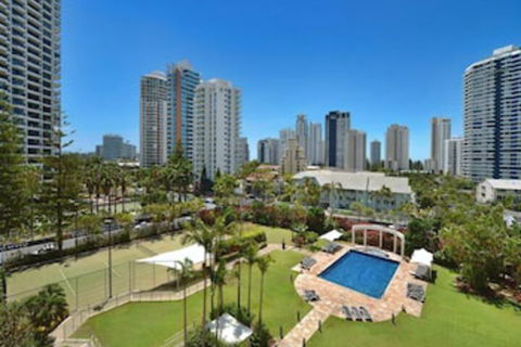 Gold Coast Amor'e Luxury Sub Penthouse - Holiday Cairns 7