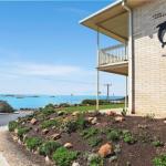 The Dolphins Beachfront Apartments - Holiday Cairns 0