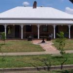 A Homestead On Market - Holiday Cairns 0