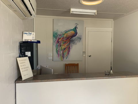 Jerilderie Motor Inn - Holiday Cairns 5