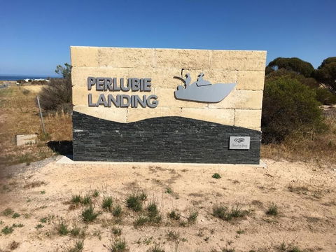 Perlubie Sea - Holiday Cairns 0