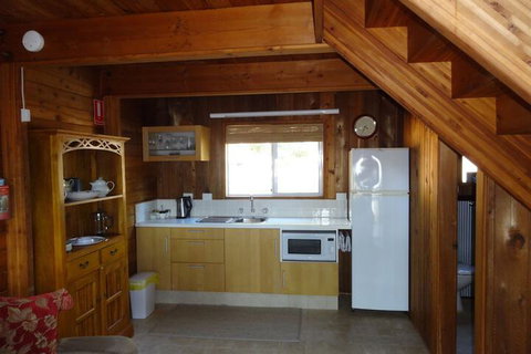 Jarrah Glen Cabins - Holiday Cairns 7