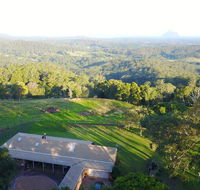 Maleny Orchard - Holiday Cairns