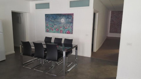 Aart Apartments - Holiday Cairns 5