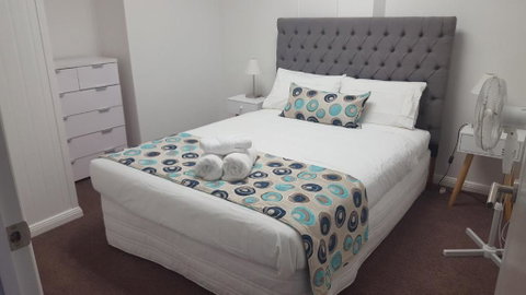 Aart Apartments - Holiday Cairns 2