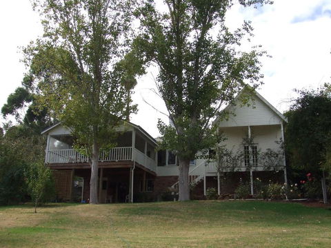 Woodlands Of Bridgetown B & B - Holiday Cairns 6
