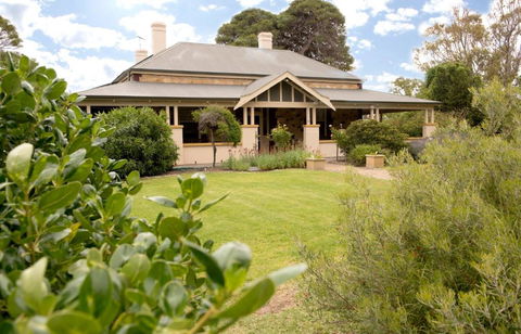 Yankalilla Bay Homestead - Holiday Cairns 5