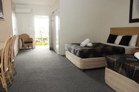 Jackaroo Motel - Holiday Cairns 3