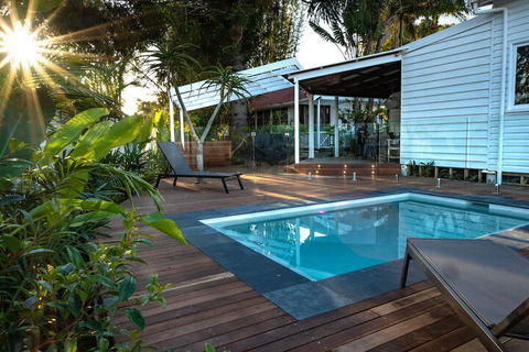 A PERFECT STAY - Bamboo Beach House - Holiday Cairns 1