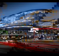 Studio 8 Residences - Adults Only - Holiday Cairns