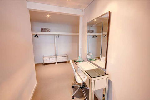 Bridgepoint 106 - Holiday Cairns 2