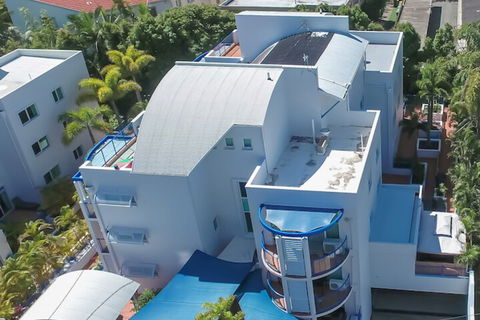 Surfers Beach Resort 2 - Holiday Cairns 5
