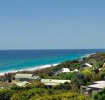 Your home from home with ocean views - Holiday Cairns