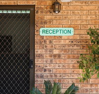 Clermont Country Motor Inn - Holiday Cairns