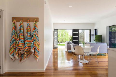 Pearl Hawley Beach - Holiday Cairns 2