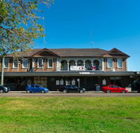 Swansea Hotel - Holiday Cairns
