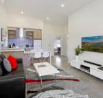 Ironbark Villa 6 - Holiday Cairns
