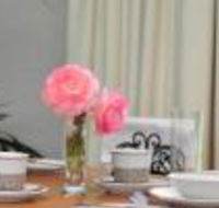 Clifton Gardens Bed  Breakfast Orange - Holiday Cairns