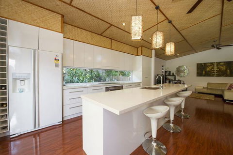 Serene Place - Holiday Cairns 2