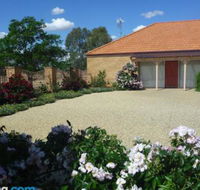 Fairways Bed  Breakfast at Jerilderie - Holiday Cairns