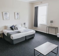 General Roberts Hotel - Holiday Cairns