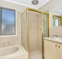 Green Reef Beach House - Holiday Cairns