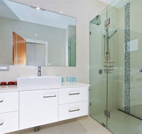 Ocean 180A - Holiday Cairns