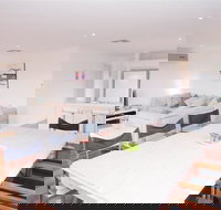 Do Drop Inn - Holiday Cairns