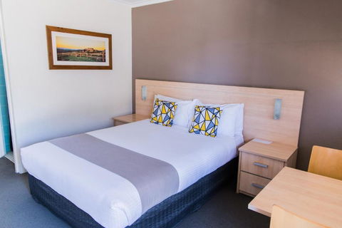 Hotel Canobolas Motel & Units - Holiday Cairns 6