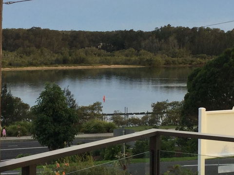 Riverside Rest Nambucca Heads - Holiday Cairns 5