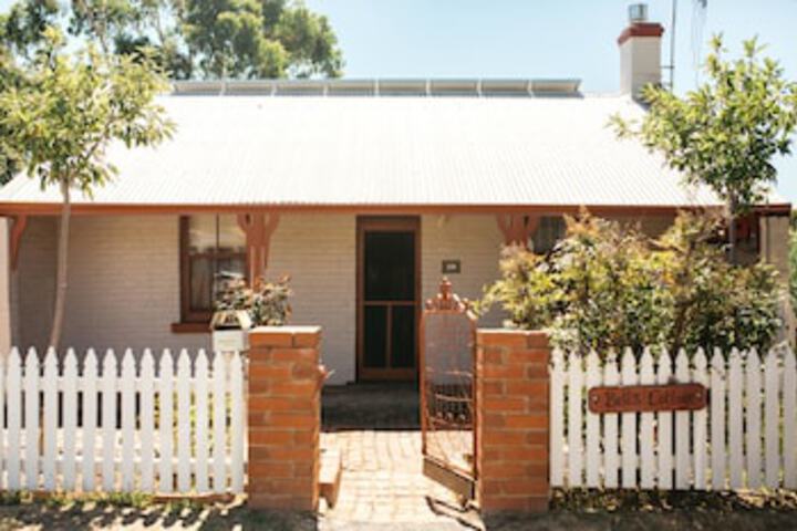 West Bendigo VIC Holiday Cairns