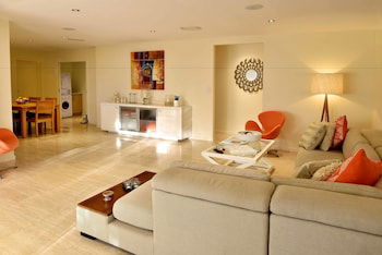 Villa Roma On Capri - GC - Holiday Cairns 3