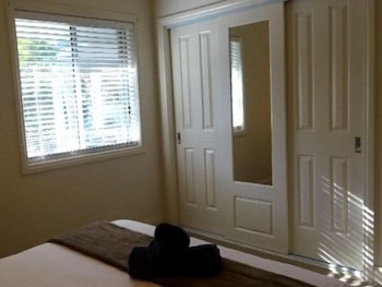 Ironbark - Deluxe Family Townhouse - Holiday Cairns 2