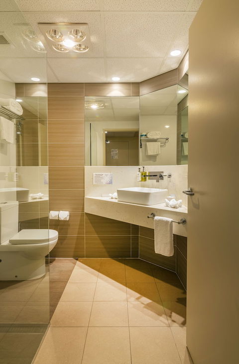 Mercure Orange - Holiday Cairns 5