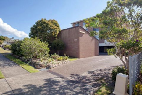 Kamilaroi 6 / 58 60 Magnus Street - Holiday Cairns 0