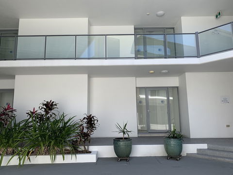 Absolute Waterfront Magnetic Island - Holiday Cairns 0