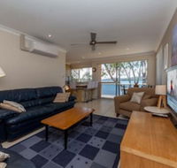 Kooringal Unit 5 / 105 Soldiers Point Road - Holiday Cairns