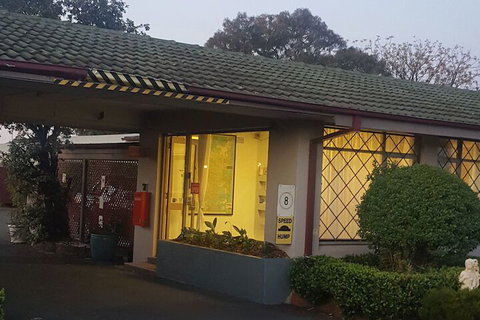 Banksia Motel - Holiday Cairns 1