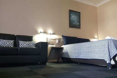 Banksia Motel - Holiday Cairns 5